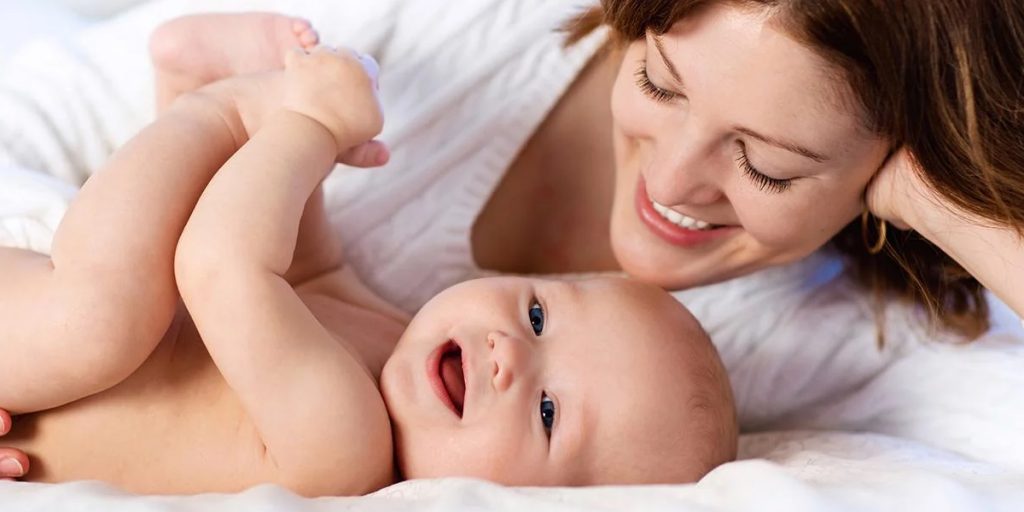 تغذیه مادر در هنگام زردی نوزاد